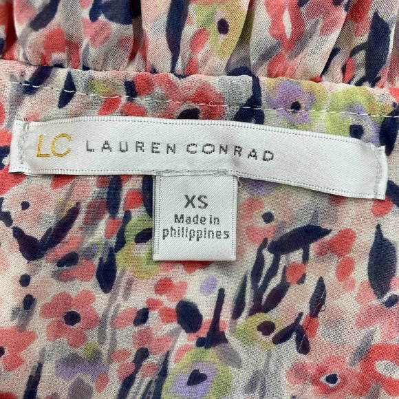 LC Lauren Conrad Button Front Floral Print Tie Front Roll-Up Sleeve Blouse - Picture 7 of 9